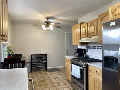 Kitchen - 7953 Springport, Parma, MI 49269 photo 3 of 4