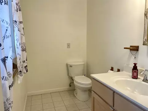 Bath - 7953 Springport, Parma, MI 49269 photo 4 of 5