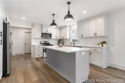 Kitchen - 11757 Everett, Allendale, MI 49401 photo 1 of 4