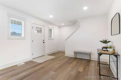 Entry Way - 11757 Everett, Allendale, MI 49401 photo 1 of 5