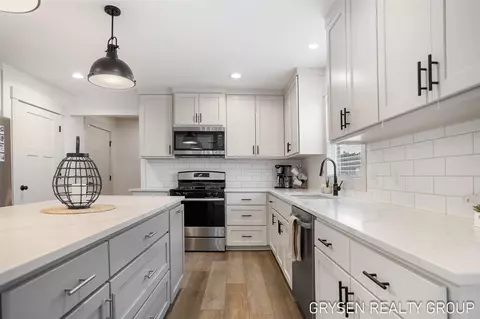 Kitchen - 11757 Everett, Allendale, MI 49401 photo 2 of 4