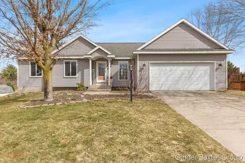 7476 Tillicum, Rockford, MI 49341