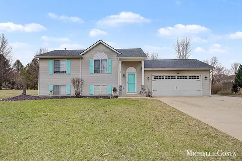 1791 33rd, Allegan, MI 49010