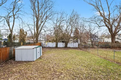 Exterior - 431 Orange, Jackson, MI 49202 photo 5 of 8