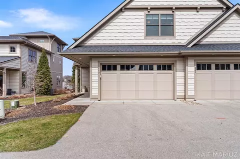 543 Macatawa, Holland, MI 49423