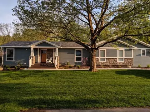 12417 Sunset, Three Rivers, MI 49093