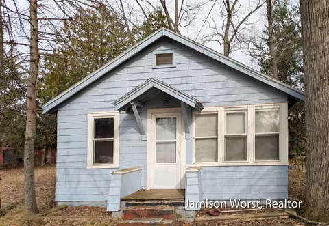 48 S Kenwood, Muskegon, MI 49442