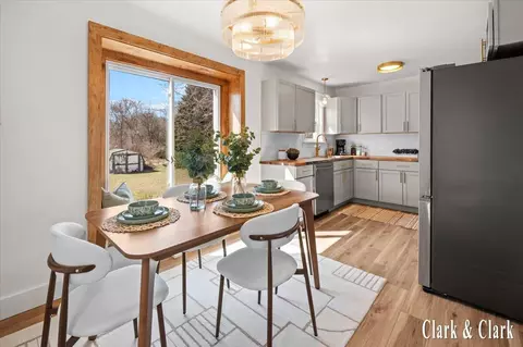 Dining - 320 Roberta Jayne, Lowell, MI 49331 photo 1 of 2