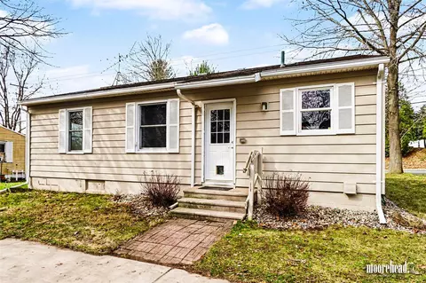 2424 Nichols, Kalamazoo, MI 49004