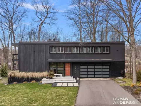 2631 Greentree, Grand Rapids, MI 49546