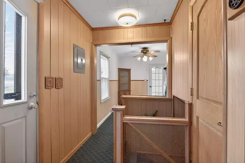Entry Way - 2318 Lancaster, Jackson, MI 49202 photo 3 of 5