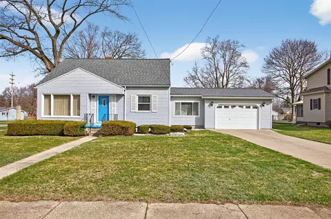 Exterior - 2318 Lancaster, Jackson, MI 49202 photo 6 of 13
