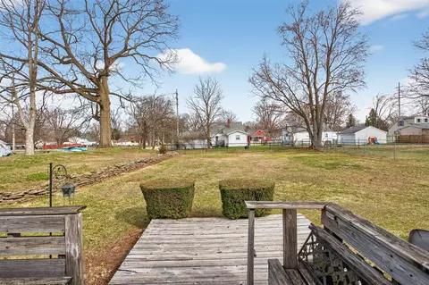Exterior - 2318 Lancaster, Jackson, MI 49202 photo 10 of 13