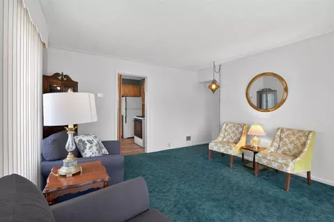 Living - 2318 Lancaster, Jackson, MI 49202 photo 1 of 6