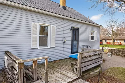 Exterior - 2318 Lancaster, Jackson, MI 49202 photo 12 of 13
