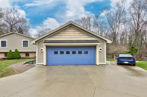 Exterior - 5933 Salabelle, Jackson, MI 49201 photo 2 of 12