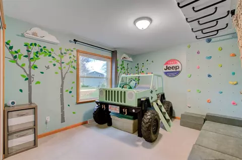 Bedroom - 5933 Salabelle, Jackson, MI 49201 photo 5 of 11