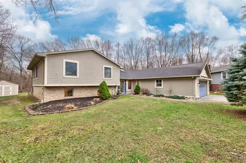 5933 Salabelle, Jackson, MI 49201