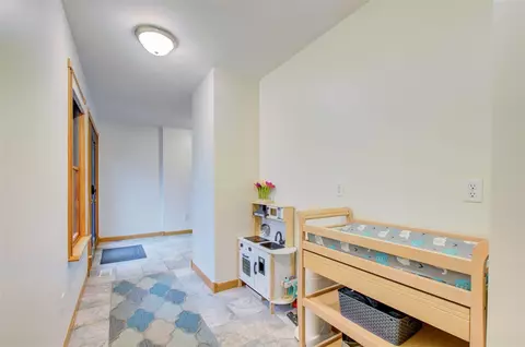 Entry Way - 5933 Salabelle, Jackson, MI 49201 photo 5 of 7