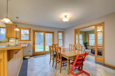 Dining - 5933 Salabelle, Jackson, MI 49201 photo 1 of 1