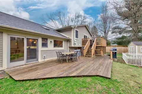 Exterior - 5933 Salabelle, Jackson, MI 49201 photo 3 of 12