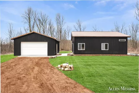 3708 Pine, Saranac, MI 48881