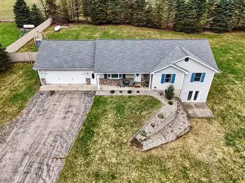 View/Area - 134 Doster, Plainwell, MI 49080 photo 2 of 3