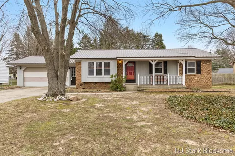 7154 Westwood, Jenison, MI 49428