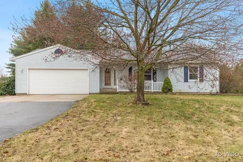 9020 Warner, Allendale, MI 49401