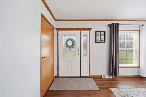 Entry Way - 7454 Ann Arbor, Jackson, MI 49201 photo 1 of 3