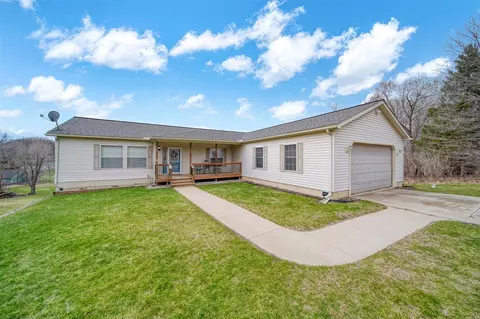 Exterior - 7454 Ann Arbor, Jackson, MI 49201 photo 2 of 17