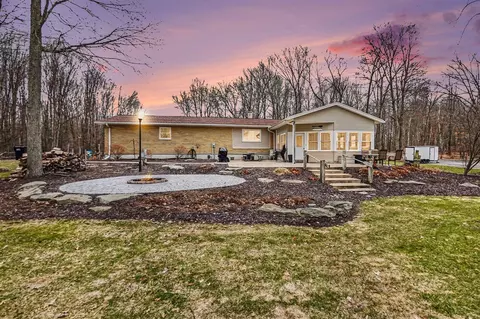 14051 17 Mile, Rodney, MI 49342