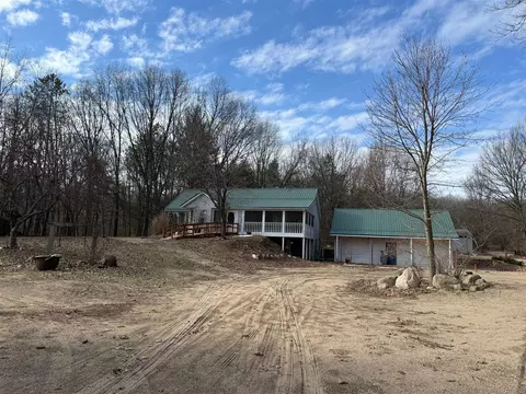 4685 13 Mile, Rockford, MI 49341