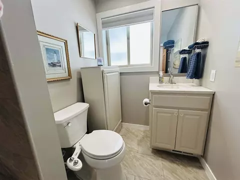 Bath - 11760 Fantasy, Frederic, MI 49733 photo 4 of 6