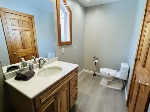 Bath - 11760 Fantasy, Frederic, MI 49733 photo 3 of 6