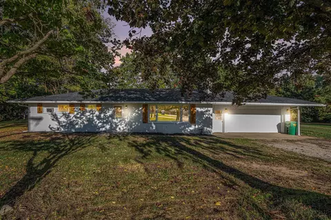 1403 Barron Lk, Niles, MI 49120