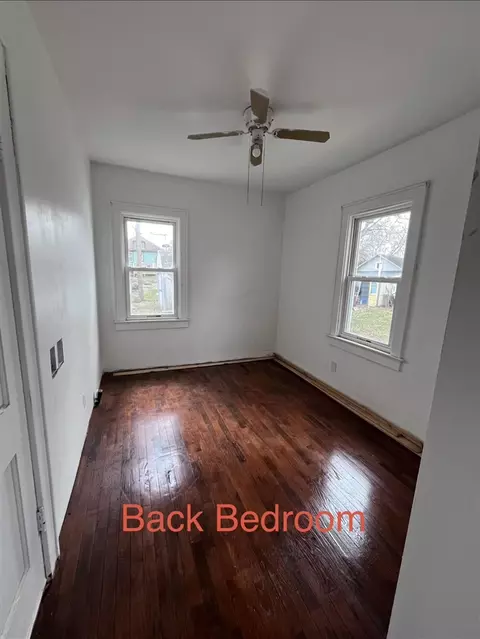 Bedroom - 2646 Bow, Jackson, MI 49203 photo 2 of 2