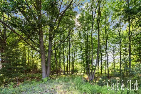 168 Th, Spring Lake, MI 49456 photo 3