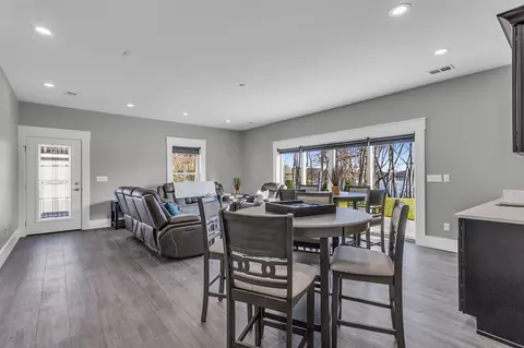 Dining - 6503 Springbrook, Horton, MI 49246 photo 3 of 5