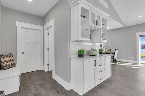 Entry Way - 6503 Springbrook, Horton, MI 49246 photo 1 of 1