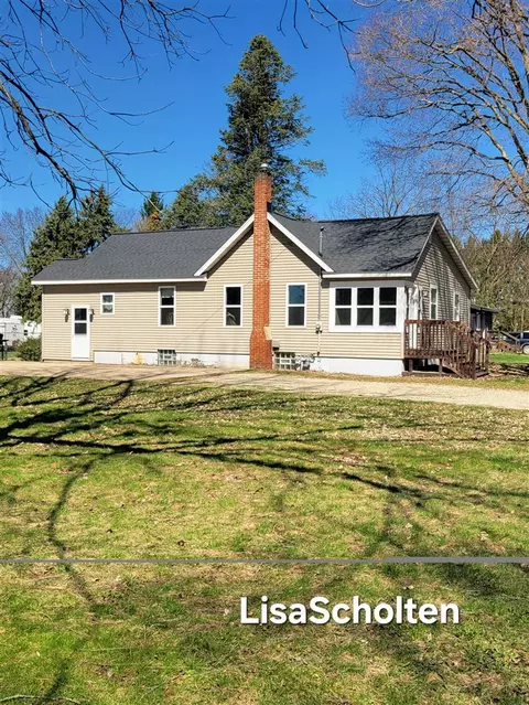 515 Selby, Hopkins, MI 49328