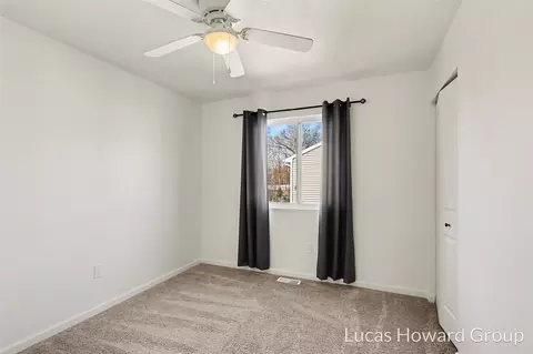 Bedroom - 59587 Silvergrass, Mattawan, MI 49071 photo 3 of 5