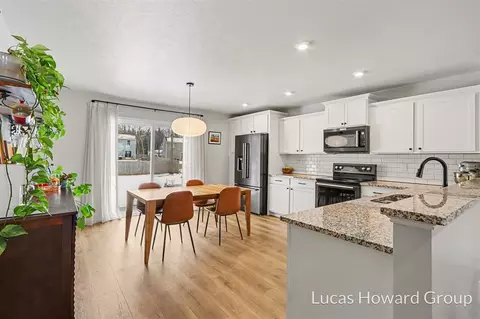 Kitchen - 59587 Silvergrass, Mattawan, MI 49071 photo 1 of 5
