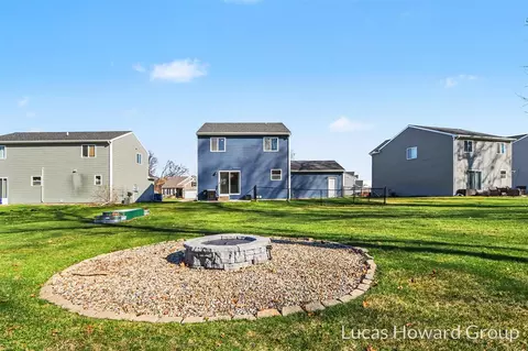 Exterior - 59587 Silvergrass, Mattawan, MI 49071 photo 2 of 3