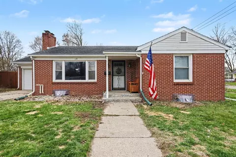 118 W Hoffman, Three Rivers, MI 49093