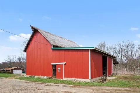 Exterior - 53699 Flatbush, Marcellus, MI 49067 photo 3 of 4