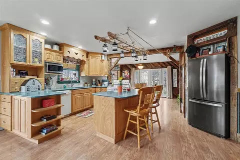 Kitchen - 53699 Flatbush, Marcellus, MI 49067 photo 1 of 2