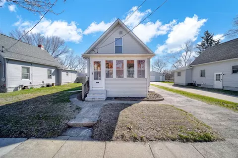 409 Bates, Jackson, MI 49202 photo 3