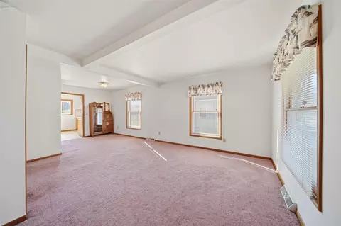 409 Bates, Jackson, MI 49202 photo 8