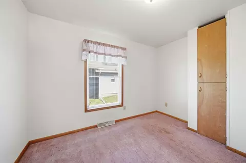 409 Bates, Jackson, MI 49202 photo 12